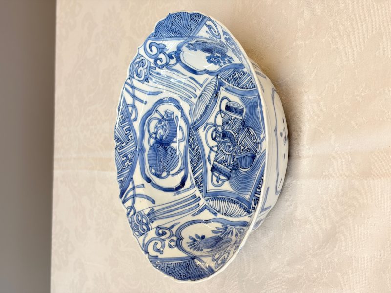 A Chinese blue and white 'Klapmuts' bowl - 图10