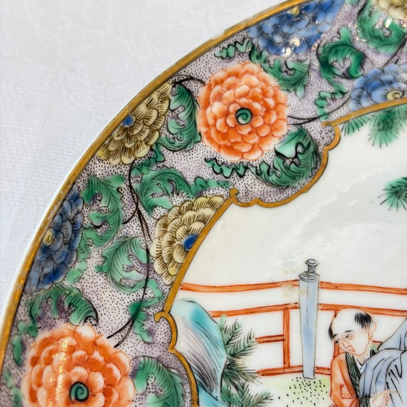 A set of six Chinese Canton famille verte plates with narrative design - 图27