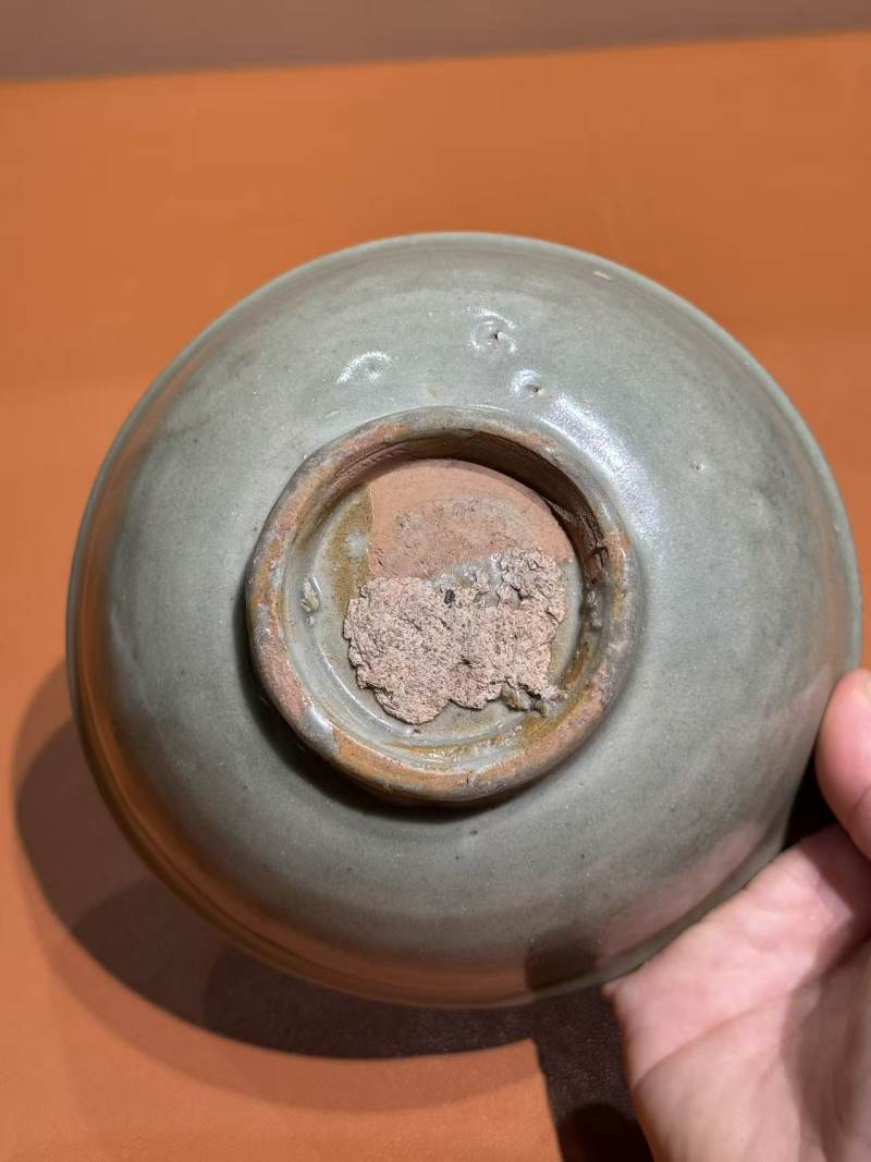 明 龙泉窑暗刻花卉纹碗 - 图9