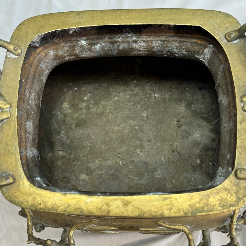 A Vietnamese bronze covered censer and stand - 图29