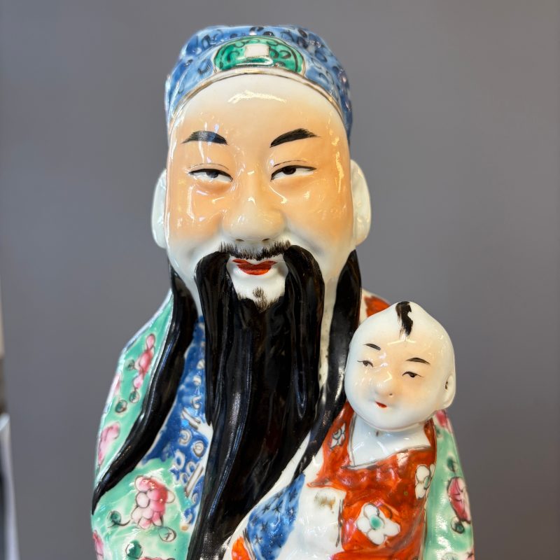 Two Chinese famille rose figures of star gods - 图32