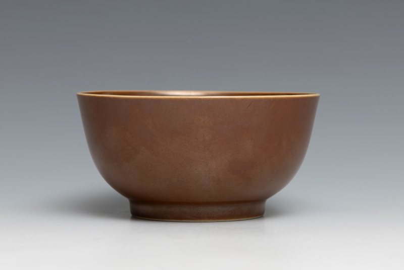 A café-au-lait-glazed bowl, Daoguang mark and of the period (1821-1850) - 图2