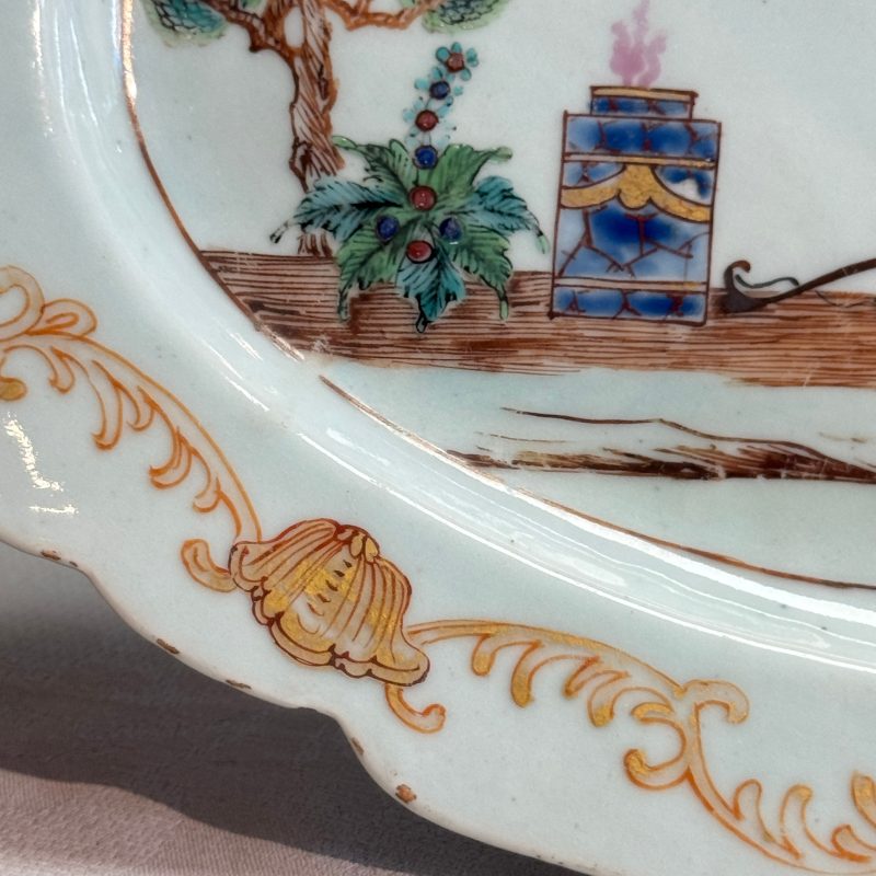 A Chinese famille rose ‘Valentine Pattern’ oval dish - 图4