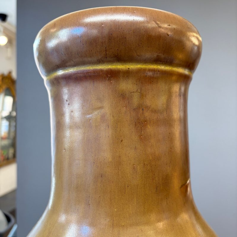 A Chinese teadust-glazed vase - 图21