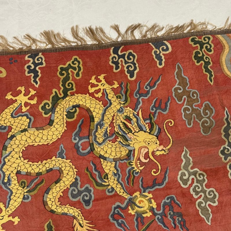 A Chinese kesi silk 'Dragons and Phoenixes' panel - 图31