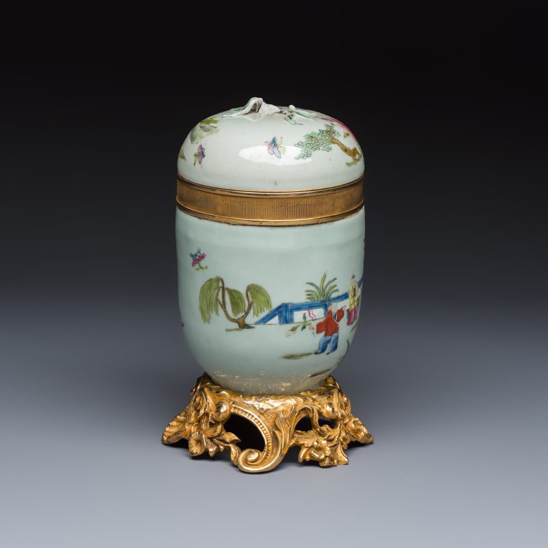 Four Chinese famille rose wares, one with gilt-bronze mounts - 图12