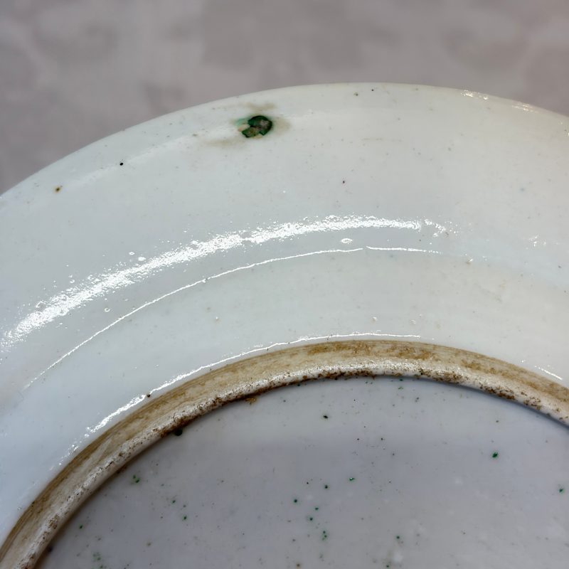 A set of six Chinese Canton famille verte plates with narrative design - 图34