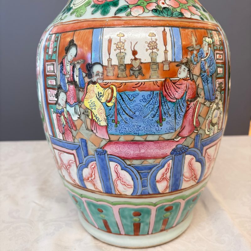 A Chinese famille rose vase with narrative design - 图10