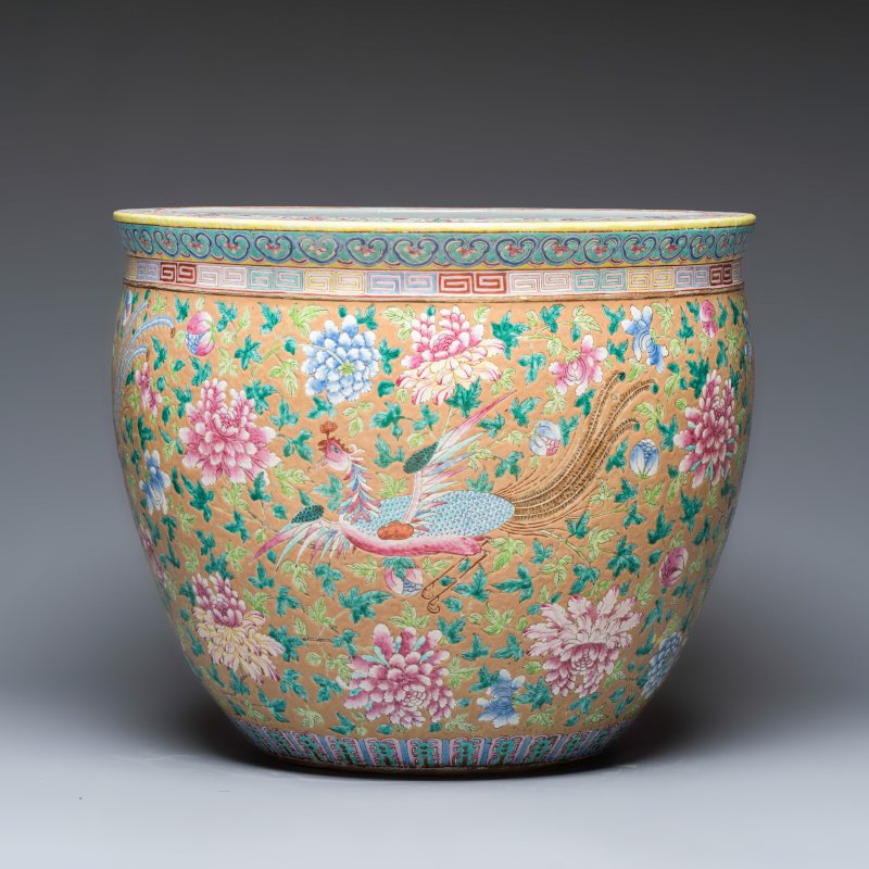 A large Chinese famille rose 'Phoenixes and Peonies' fish bowl for the Straits or Peranakan market - 图2