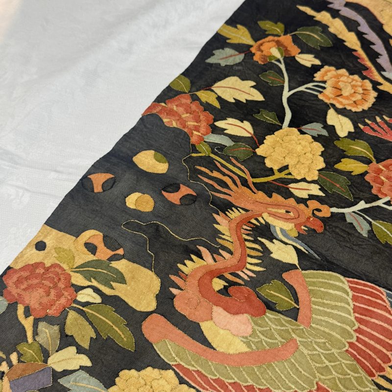 A Chinese kesi 'Phoenixes' panel - 图8