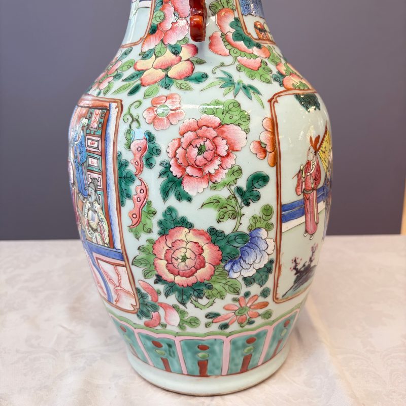 A Chinese famille rose vase with narrative design - 图13