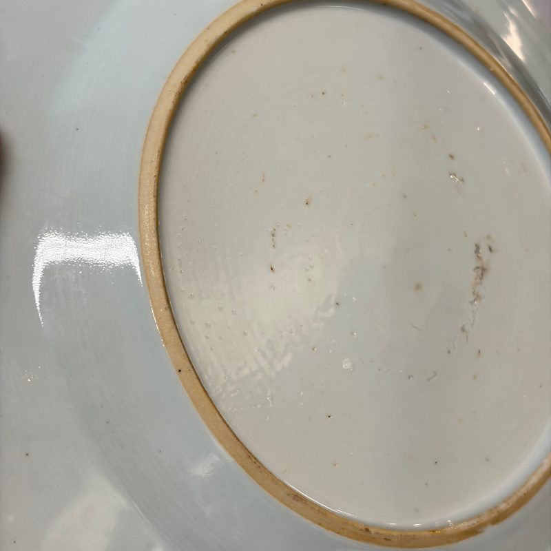 A pair of octagonal Chinese famille rose plates with a boat on a river - 图22