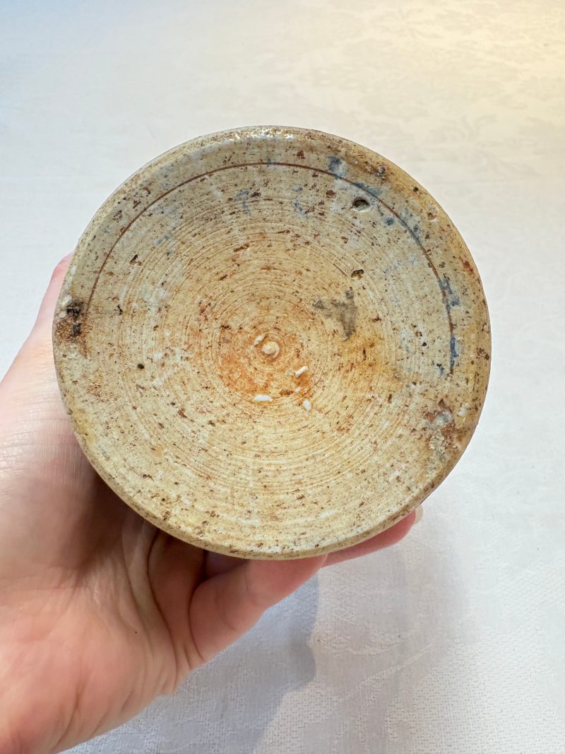 A small Chinese wucai 'Buddhist Lions and Peony Scrolls' jar - 图13