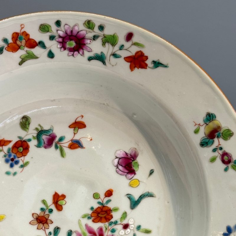 Four Chinese famille rose plates with floral and landscape design - 图15