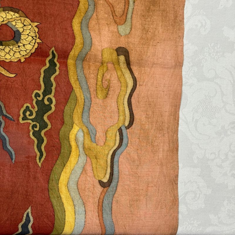 A Chinese kesi silk 'Dragons and Phoenixes' panel - 图35