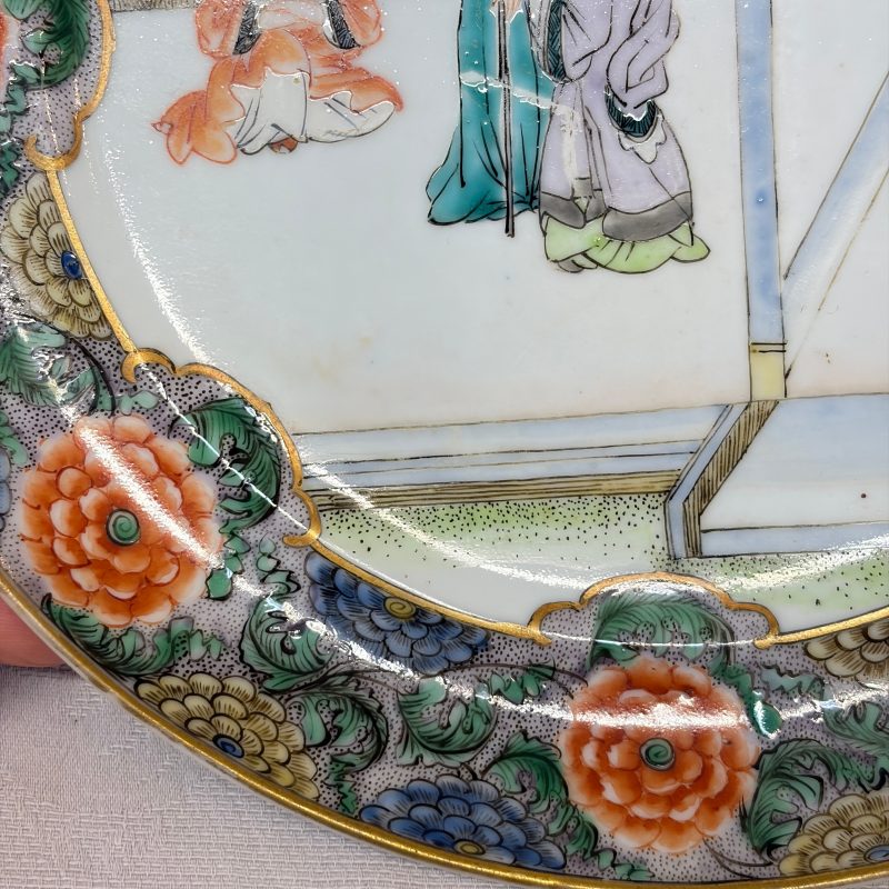 A set of six Chinese Canton famille verte plates with narrative design - 图43