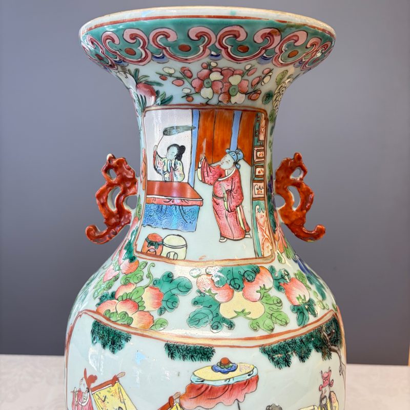 A Chinese famille rose vase with narrative design - 图15