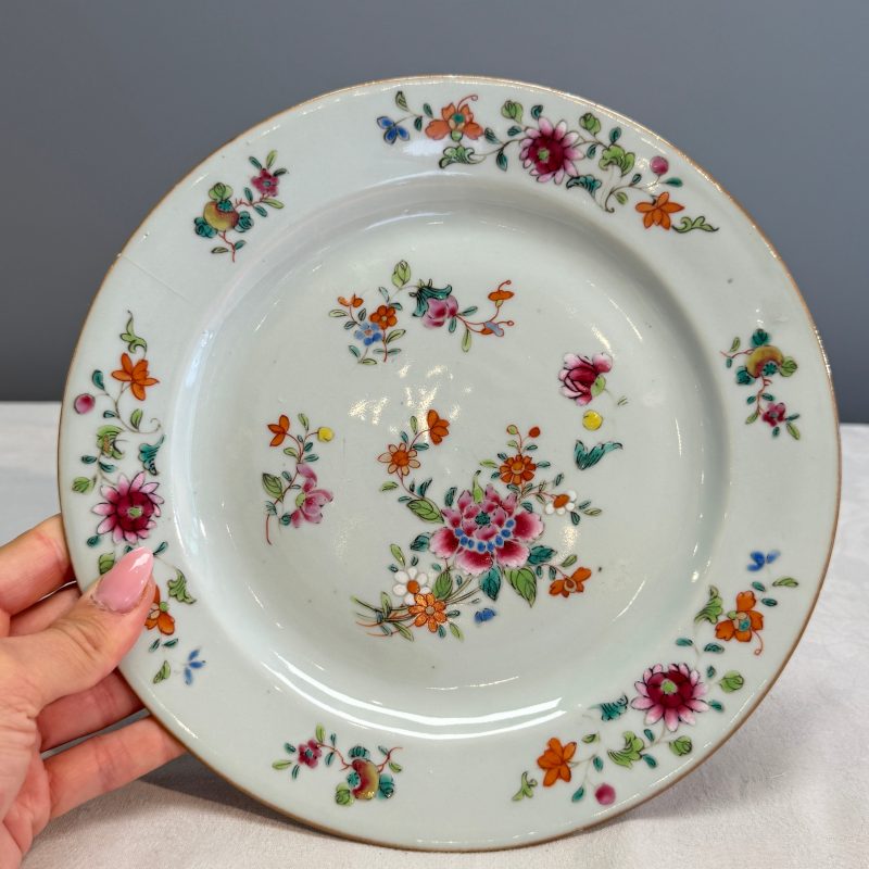 Four Chinese famille rose plates with floral and landscape design - 图20