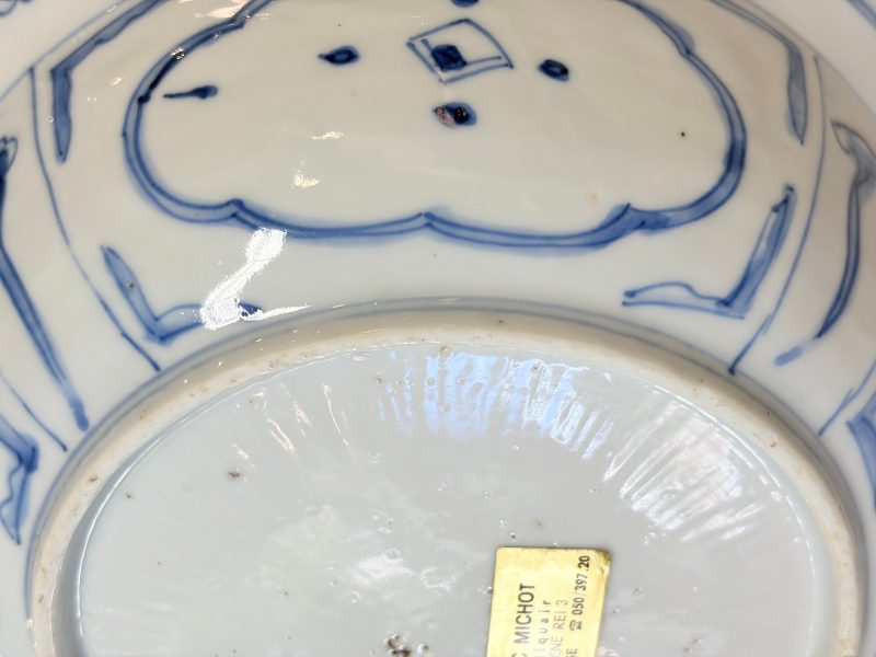 A Chinese blue and white 'Klapmuts' bowl - 图23