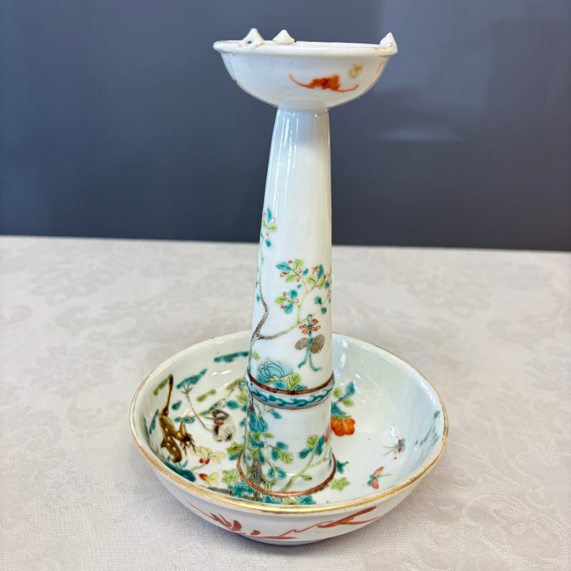 Four Chinese famille rose wares, one with gilt-bronze mounts - 图22