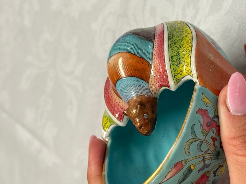 A Chinese famille rose bat-form water pot - 图16