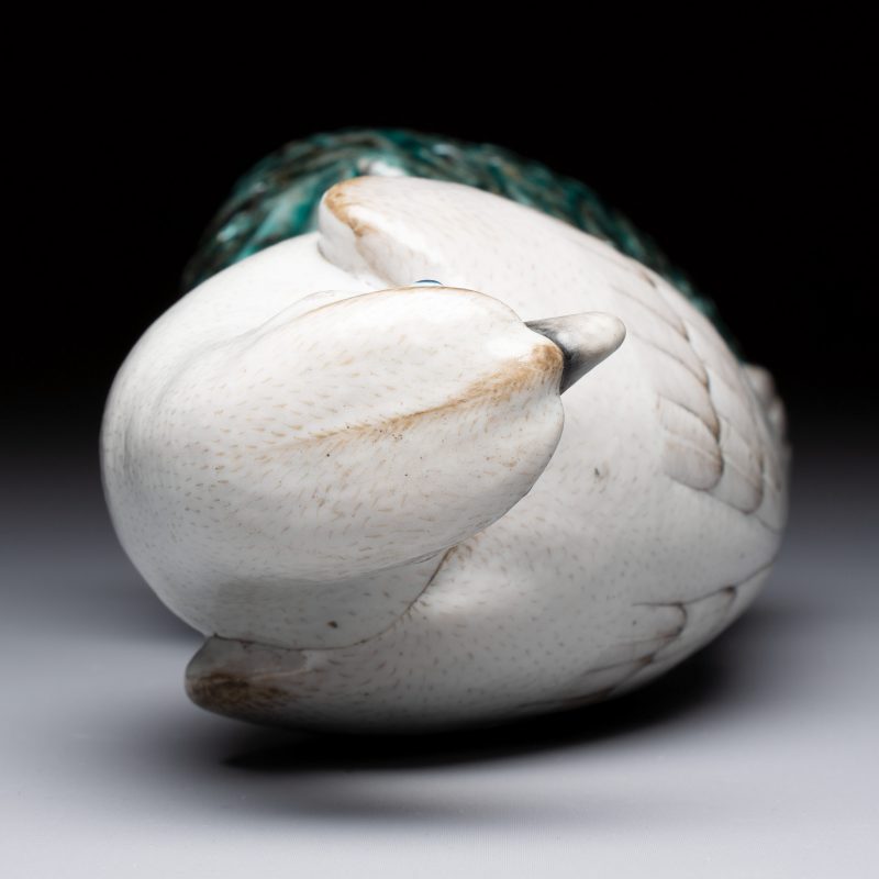A fine Chinese polychrome-glazed model of a hawk - 图7