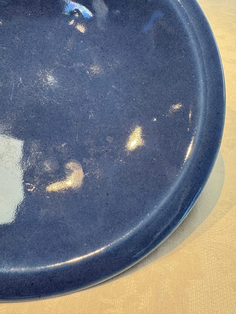 A Chinese blue-glazed shallow bowl and a ge-type dish - 图21