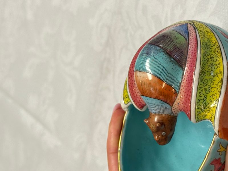 A Chinese famille rose bat-form water pot - 图17