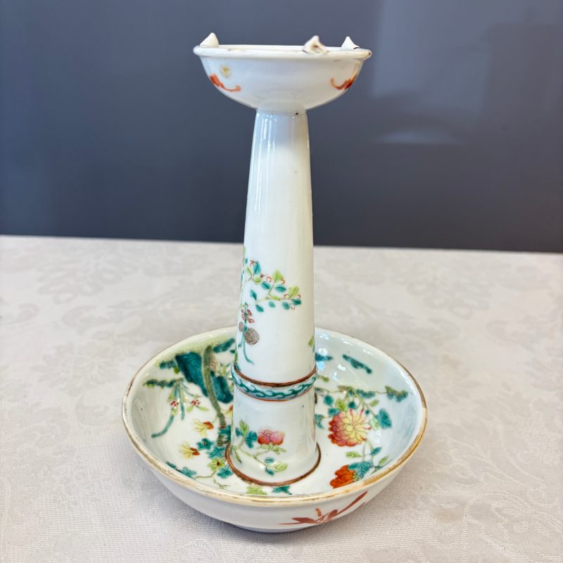 Four Chinese famille rose wares, one with gilt-bronze mounts - 图23