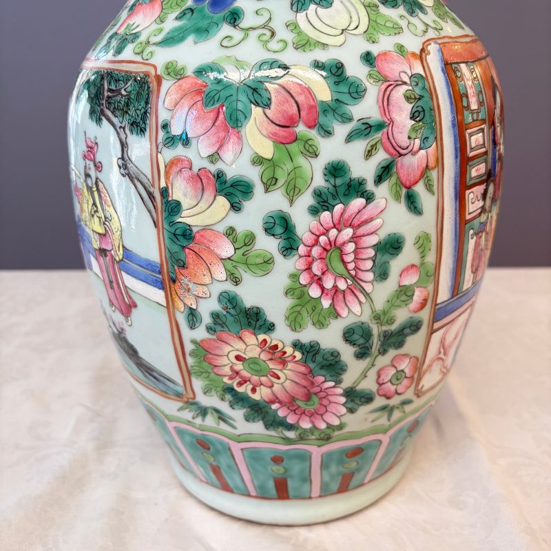 A Chinese famille rose vase with narrative design - 图19
