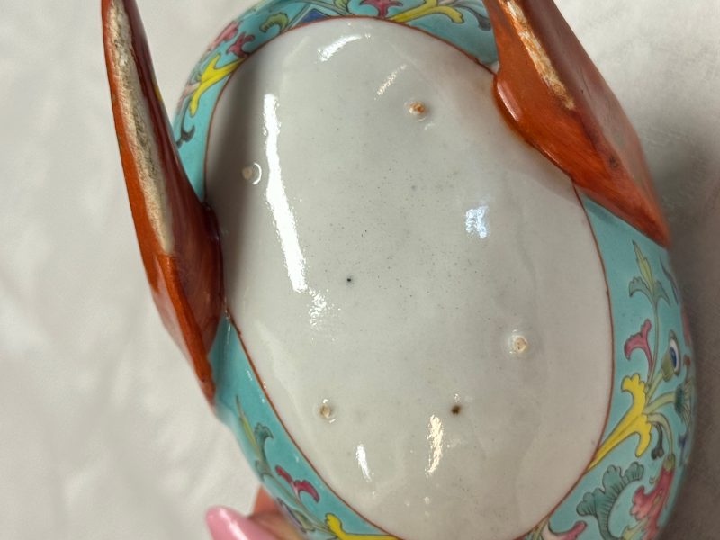 A Chinese famille rose bat-form water pot - 图19