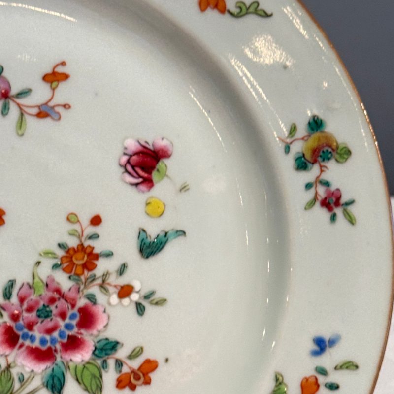 Four Chinese famille rose plates with floral and landscape design - 图25