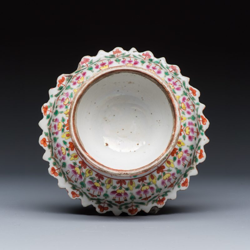 A group of nine Chinese Bencharong wares for the Thai market - 图13