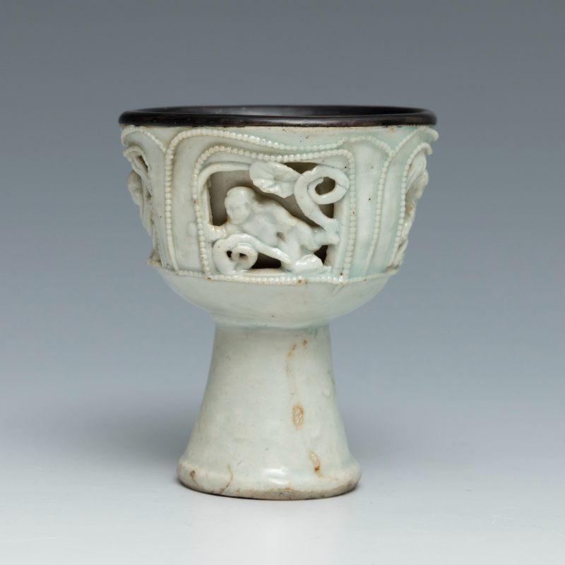 A Qingbai stem cup - 图6