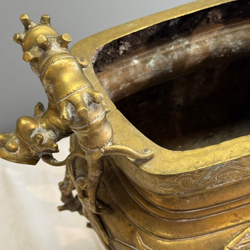 A Vietnamese bronze covered censer and stand - 图31