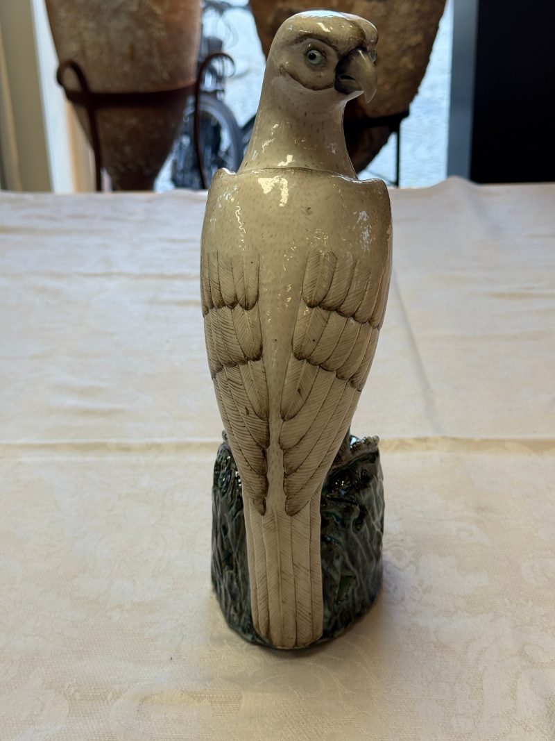 A fine Chinese polychrome-glazed model of a hawk - 图10