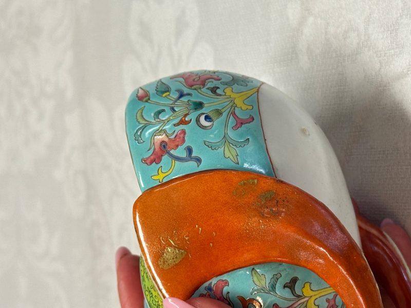A Chinese famille rose bat-form water pot - 图22