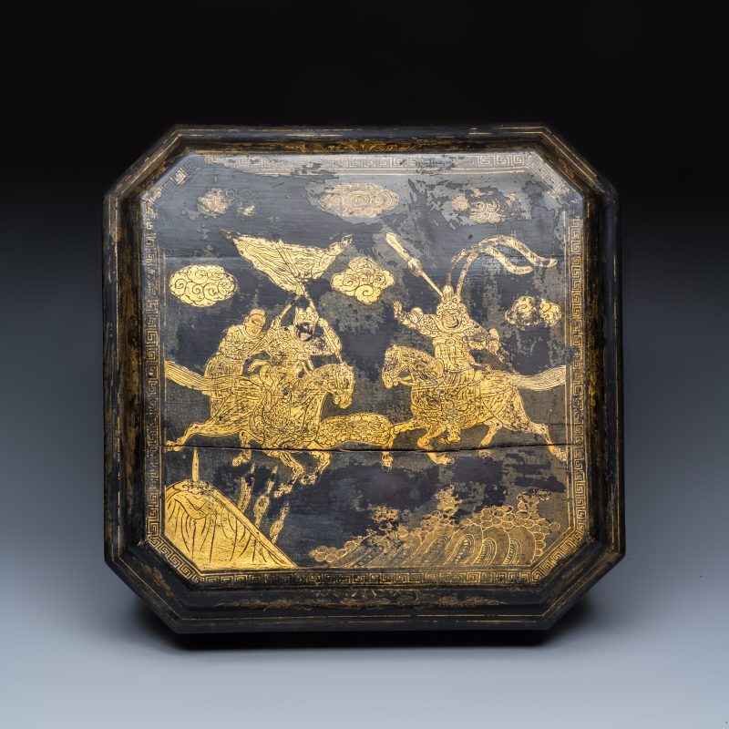 A Chinese polychrome-enamelled nine-piece sweetmeat set in a gilt-lacquered box - 图4