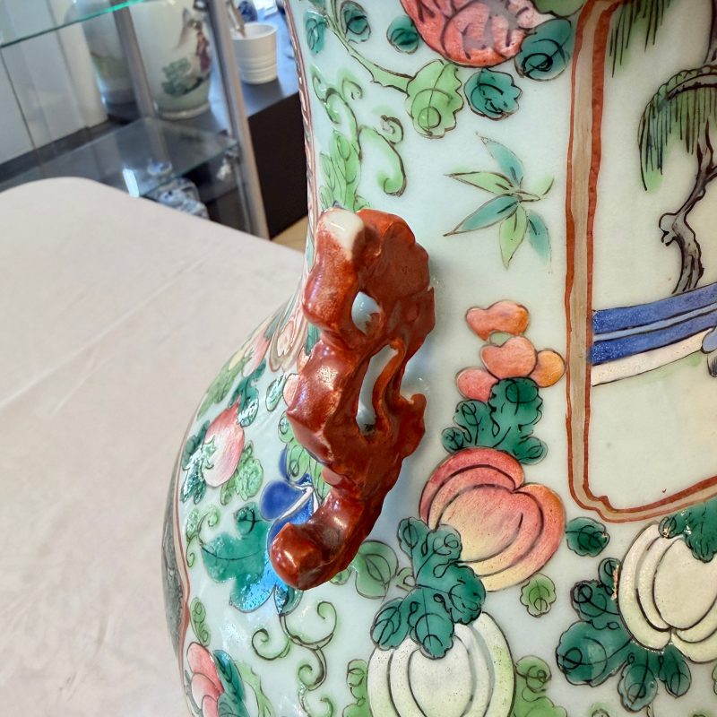 A Chinese famille rose vase with narrative design - 图22