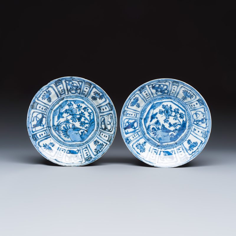 Two Chinese 'Kraak' blue and white plates and two 'Klapmuts' bowls - 图2