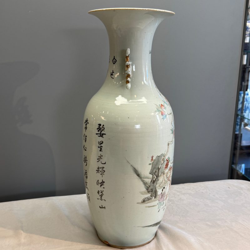 A Chinese famille rose vase and a qianjiang cai dish - 图15