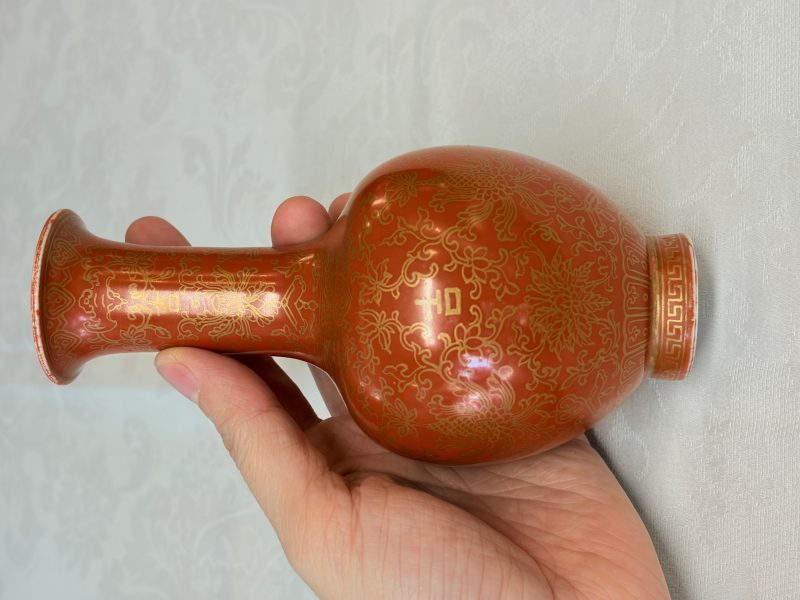 Four Chinese famille rose and monochrome wares - 图34