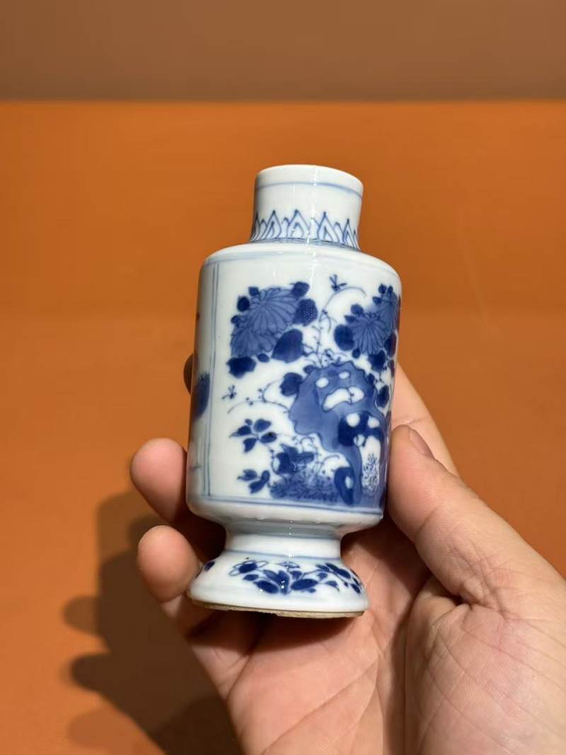 清康熙 青花山水人物故事图小灯笼瓶 - 图9
