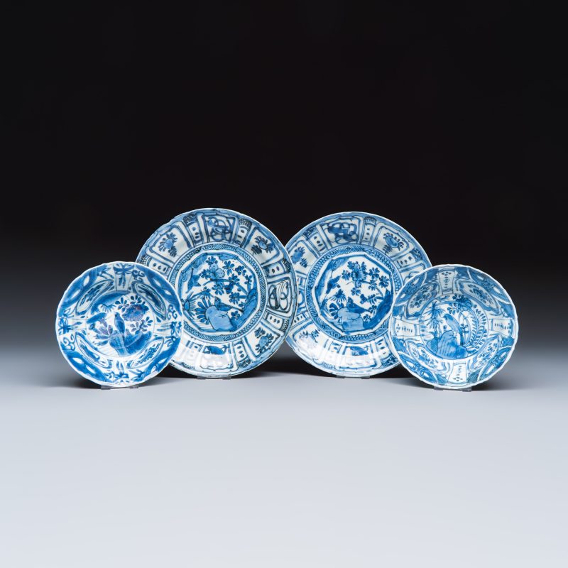 Two Chinese 'Kraak' blue and white plates and two 'Klapmuts' bowls