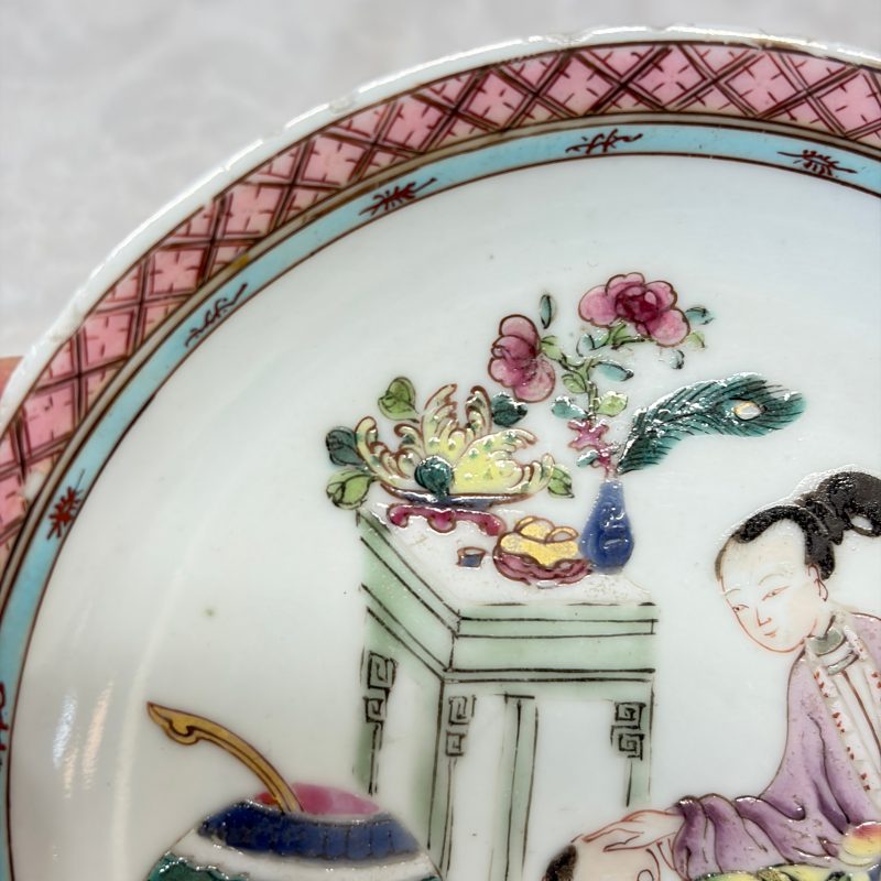 三娘教子 | A fine Chinese famille rose 'San Niang Jiao Zi 三娘教子' tea bowl and saucer - 图12