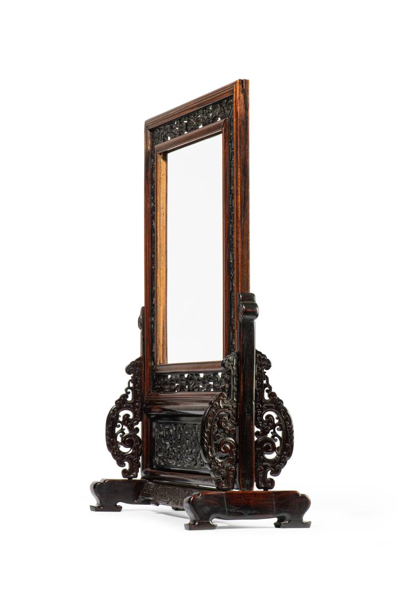 A finely carved zitan and huanghuali screen base - 图2
