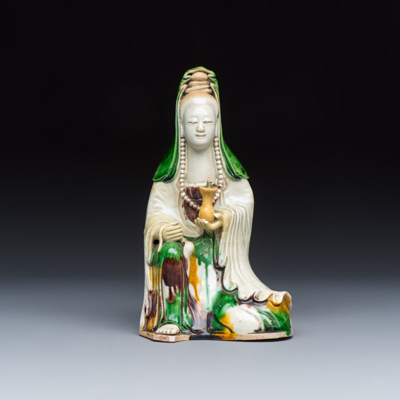 A Chinese famille verte sancai biscuit model of Guanyin - 图2