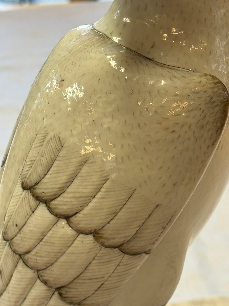 A fine Chinese polychrome-glazed model of a hawk - 图15