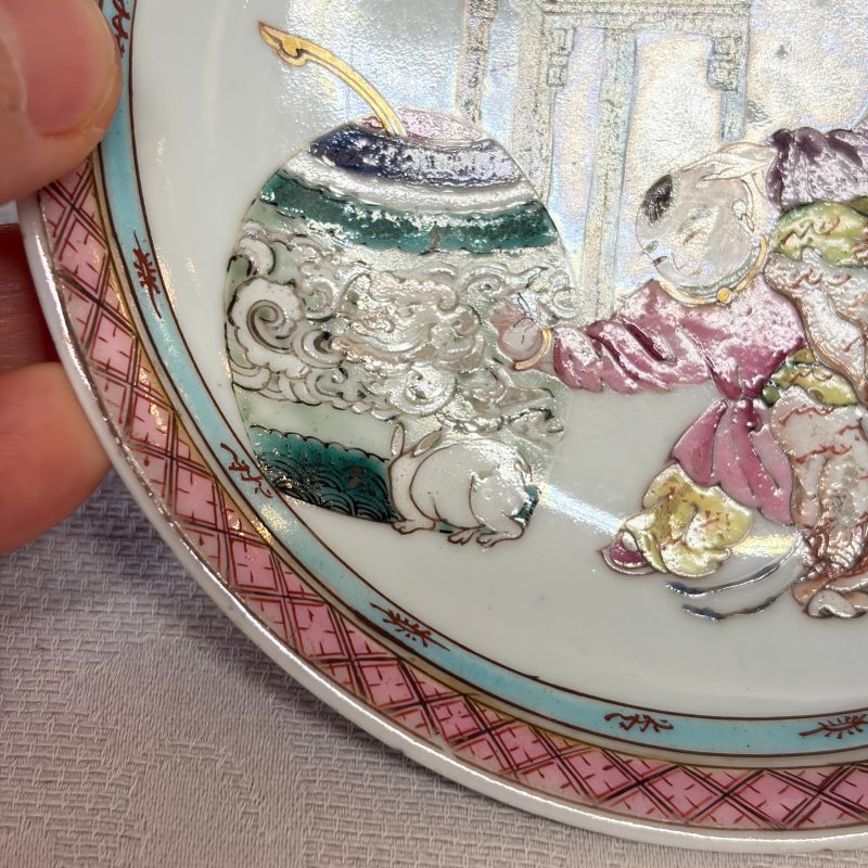 三娘教子 | A fine Chinese famille rose 'San Niang Jiao Zi 三娘教子' tea bowl and saucer - 图15