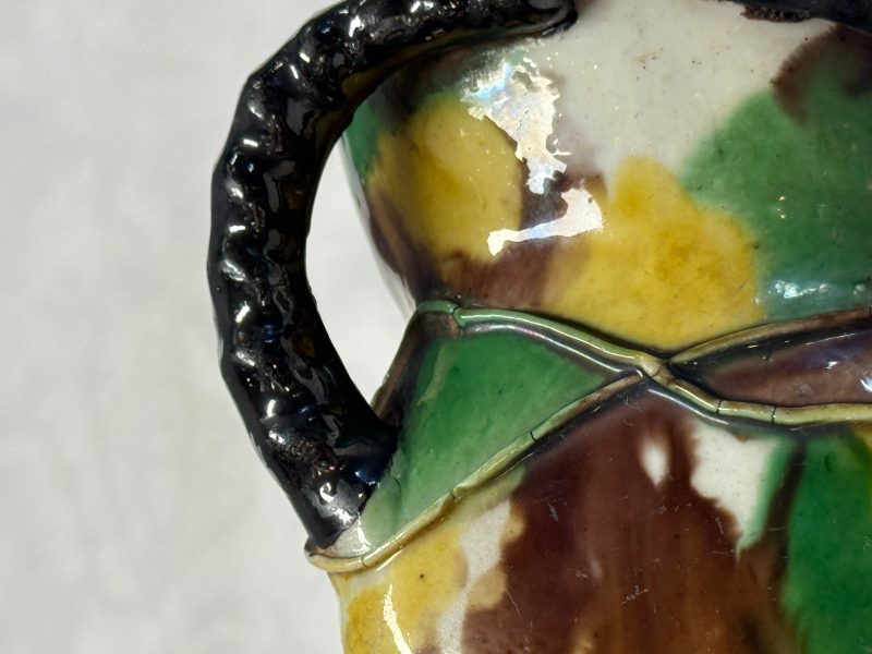 A Chinese famille verte sancai biscuit rhyton or libation cup in the shape of a buffalo head - 图15